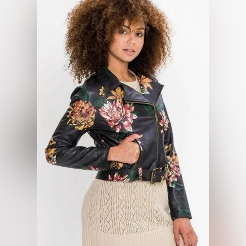 Flying Tomato Purple Floral Cropped Moto Jacket | S